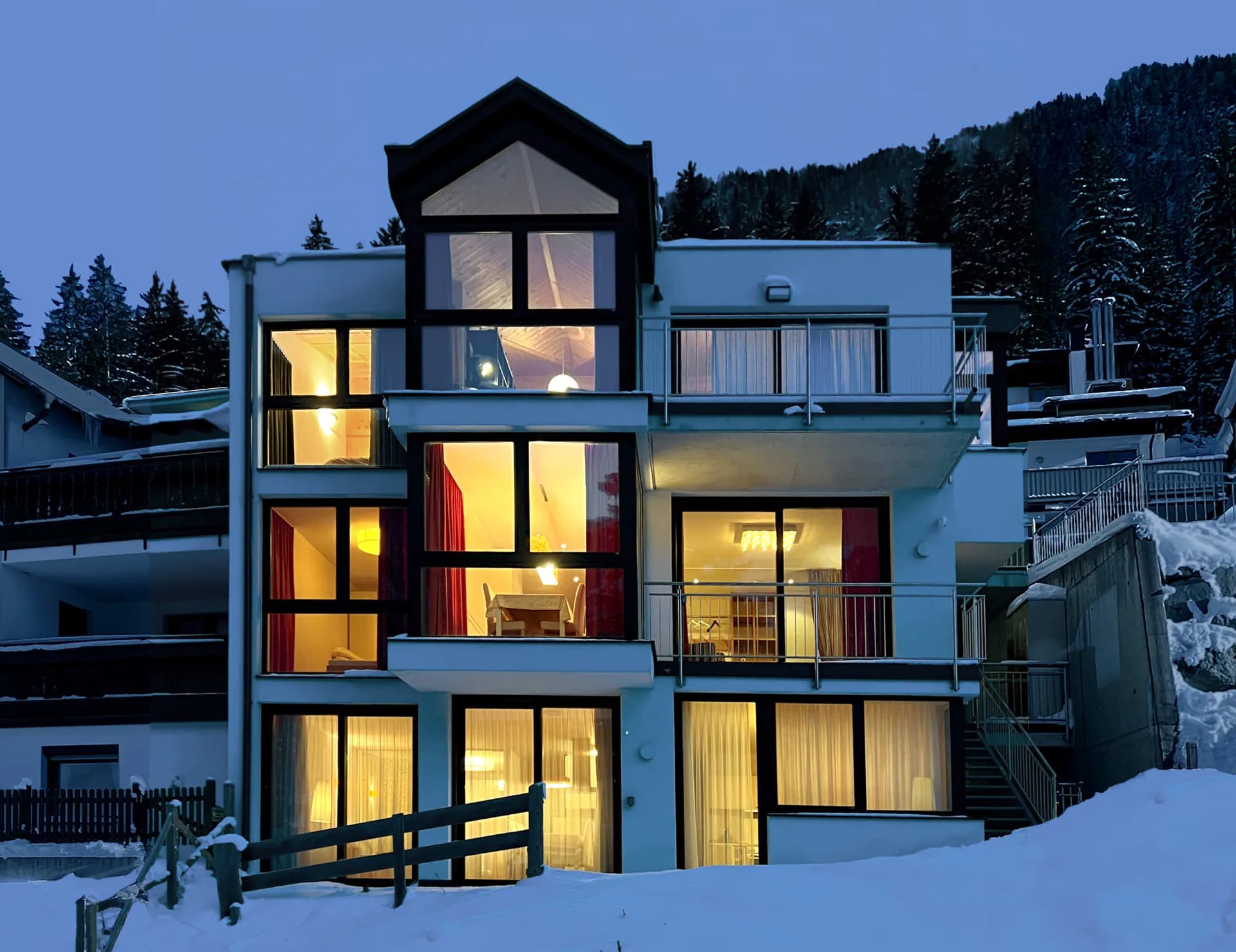 Ischgl - ACLA house - evening
